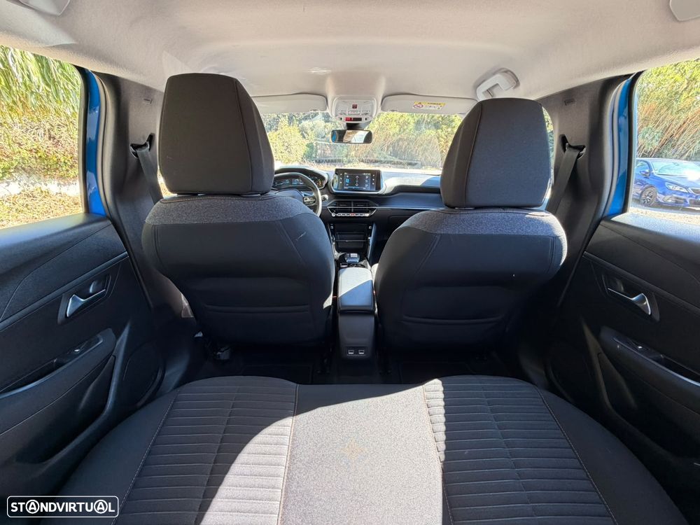 Peugeot e-208 Active Pack - 32