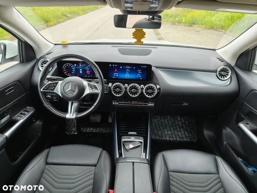 Mercedes-Benz GLA 200 Style - 21