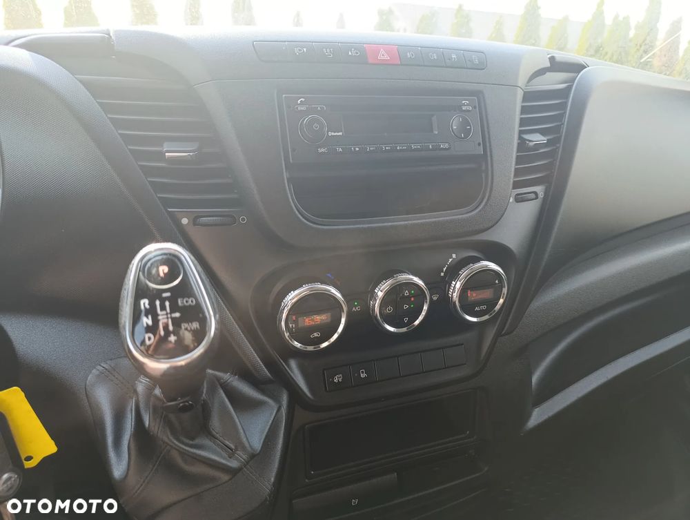 Iveco DAILY 35s17 - 10