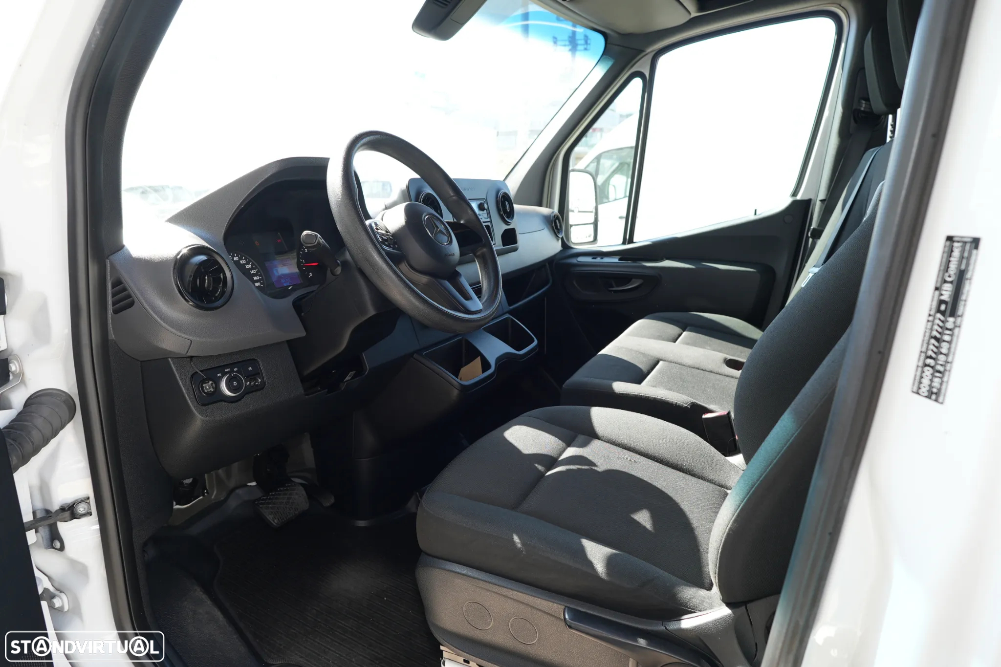 Mercedes-Benz Sprinter 3.0 V6 Automática 319CDI/43 190cv - 9