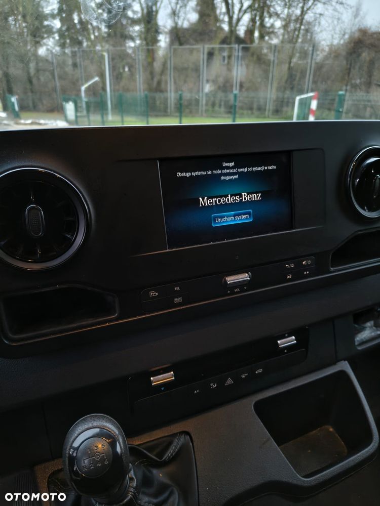 Mercedes-Benz Sprinter - 8