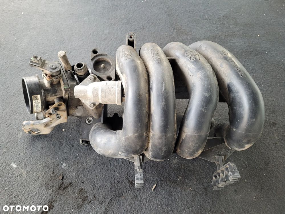 Kolektor ssący przepustnica Ford Focus MK1 1,6 16V - 1