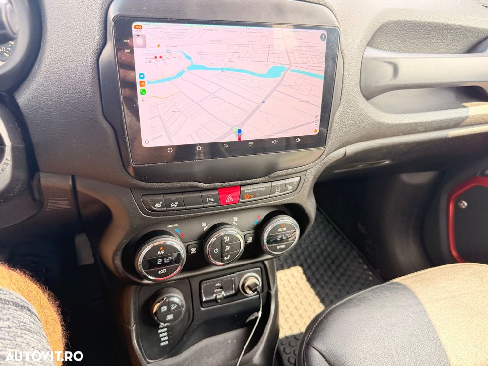 Jeep Renegade - 40