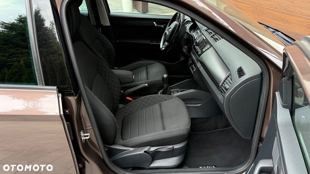 Skoda Fabia 1.2 TSI Edition - 33