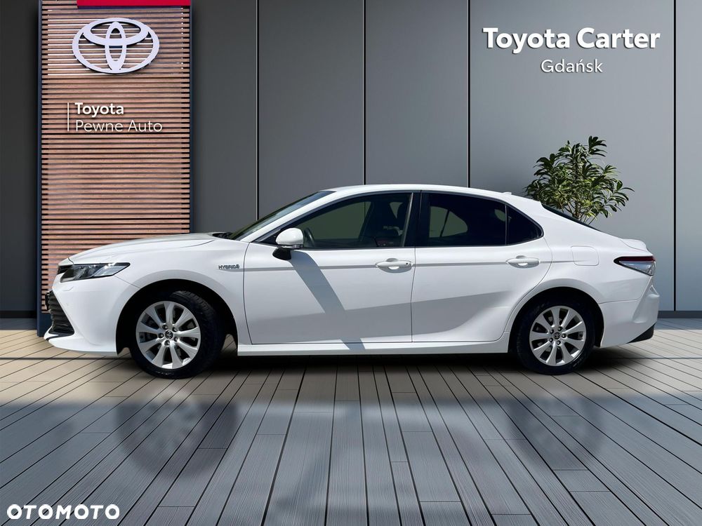 Toyota Camry 2.5 Hybrid Comfort CVT - 3