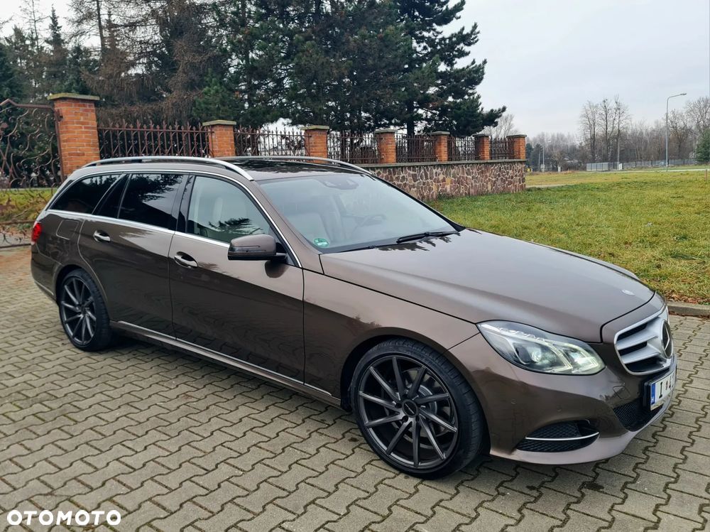 Mercedes-Benz Klasa E 350 CDI DPF BlueEFFICIENCY 7G-TRONIC Avantgarde - 9