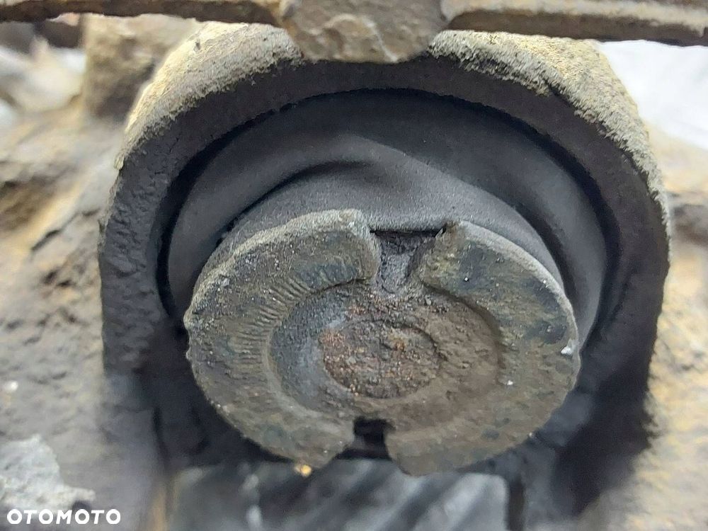 TARCZE HAMULCOWE TYŁ + ZACISKI VOLKSWAGEN GOLF VI - 9