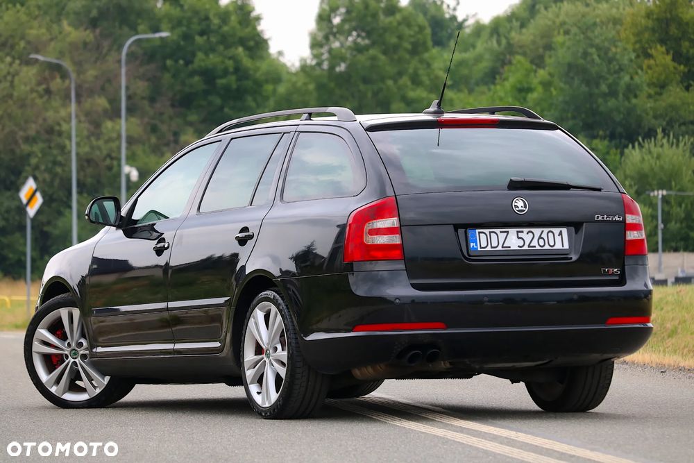 Skoda Octavia 2.0 TDI DPF RS DSG - 34