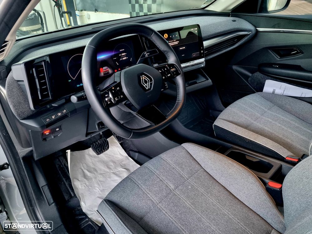 Renault Mégane E-Tech EV60 220hp optimum charge Equilibre - 11