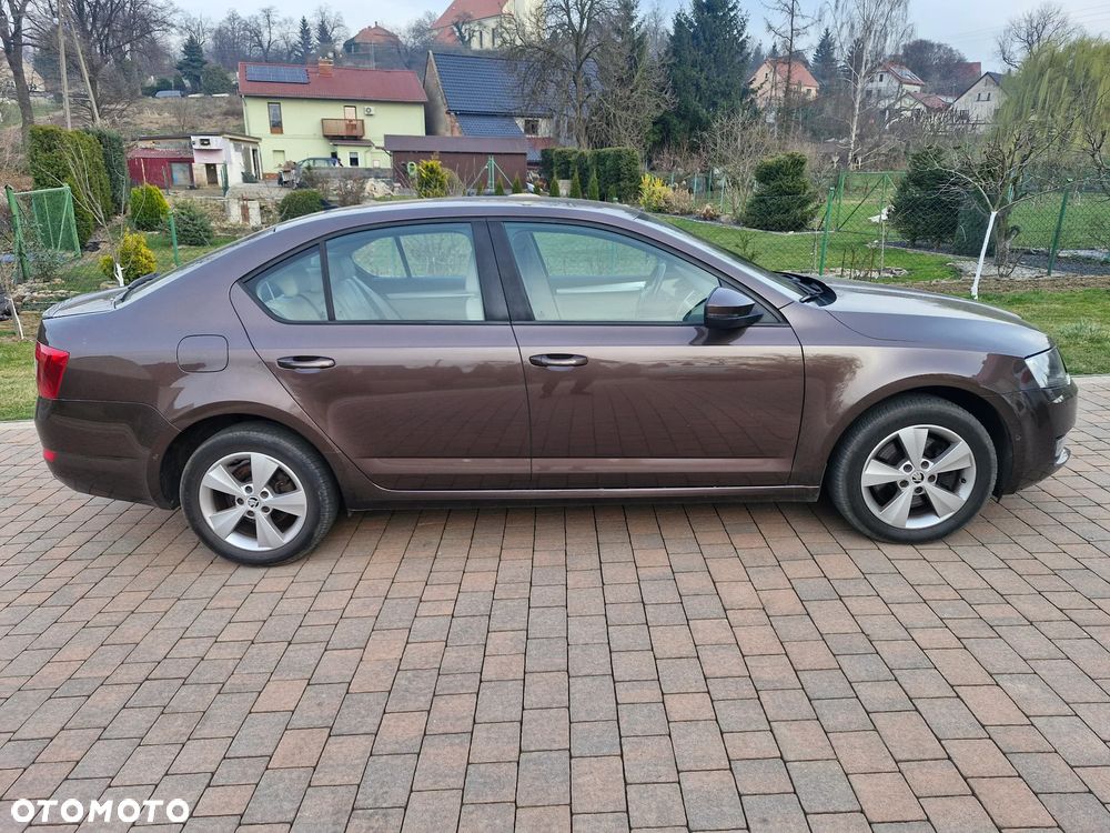 Skoda Octavia 1.8 TSI Green tec DSG Elegance - 5