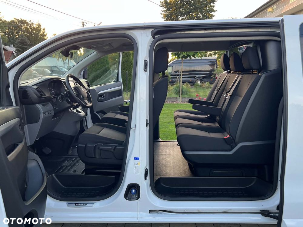 Toyota ProAce 2,0-l-D-4D (5-Si.) Autm Verso compact Team Deutschland - 22