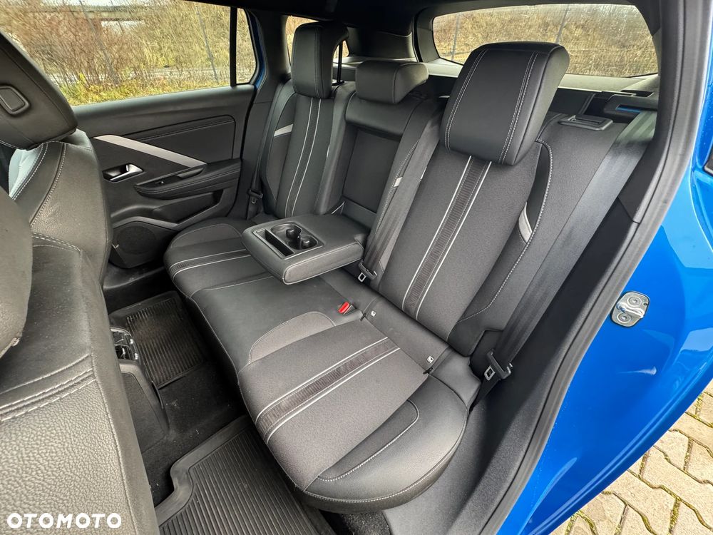 Opel Astra 1.2 T GS S&S - 15