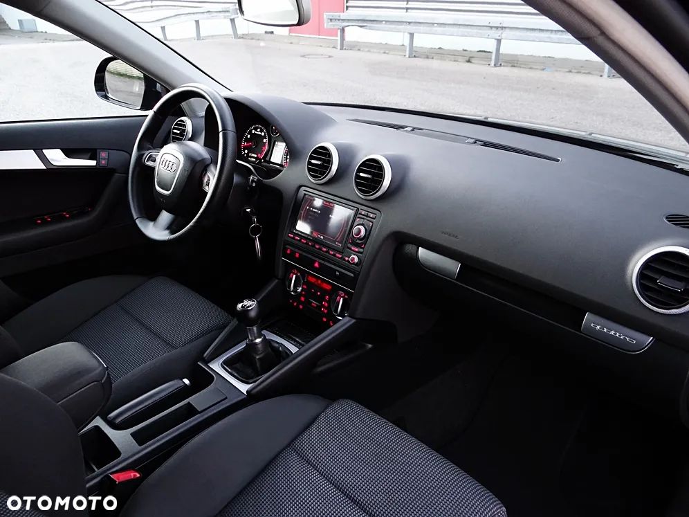 Audi A3 Sportback 1.8 TFSI quattro Attraction - 25