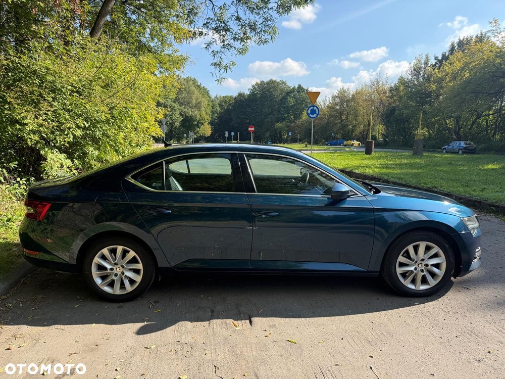 Skoda Superb 2.0 TSI Ambition DSG - 6