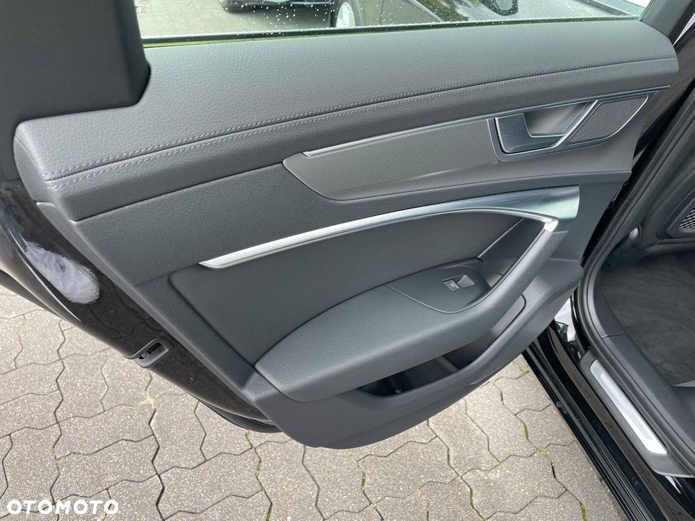 Audi A6 Avant - 11