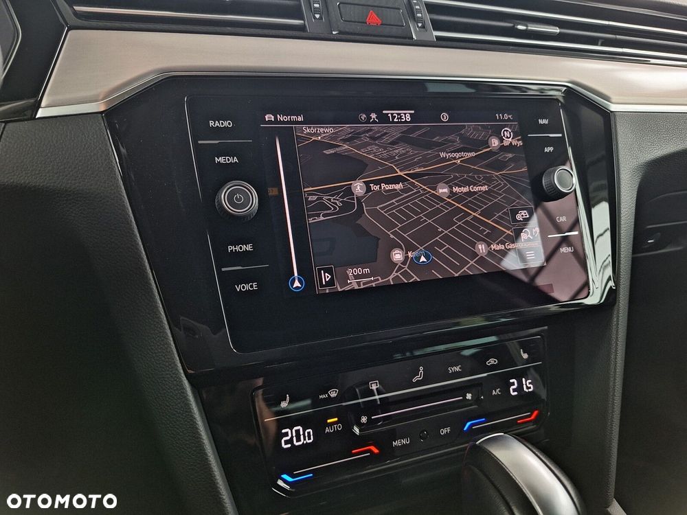 Volkswagen Passat 2.0 TDI 4Mot Elegance DSG - 30