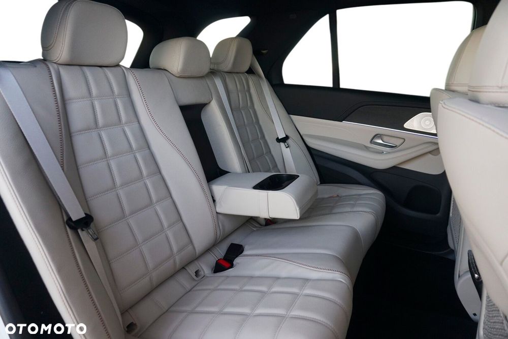 Mercedes-Benz GLE - 12