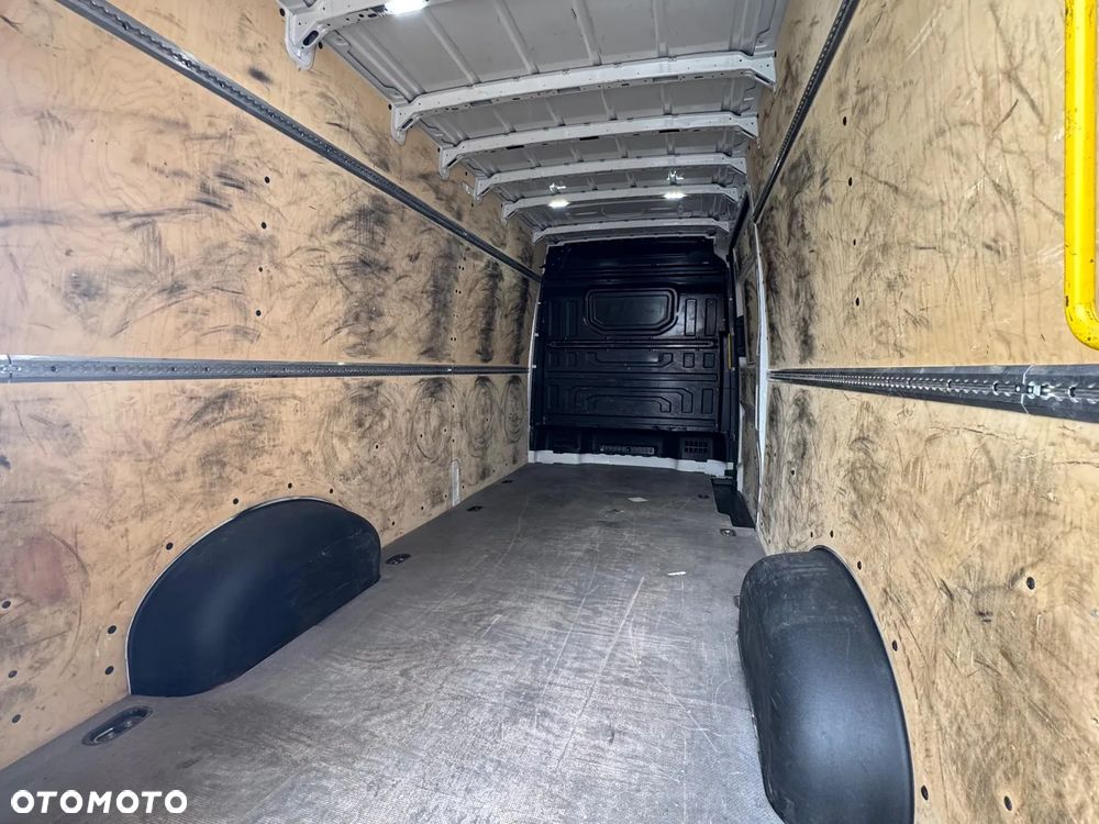 MAN TGE 3.140 FURGON L4H3 - 8