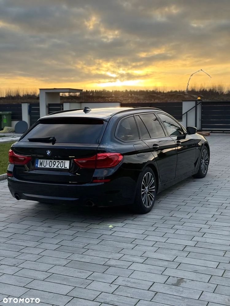 BMW Seria 5 530d Luxury Line - 7