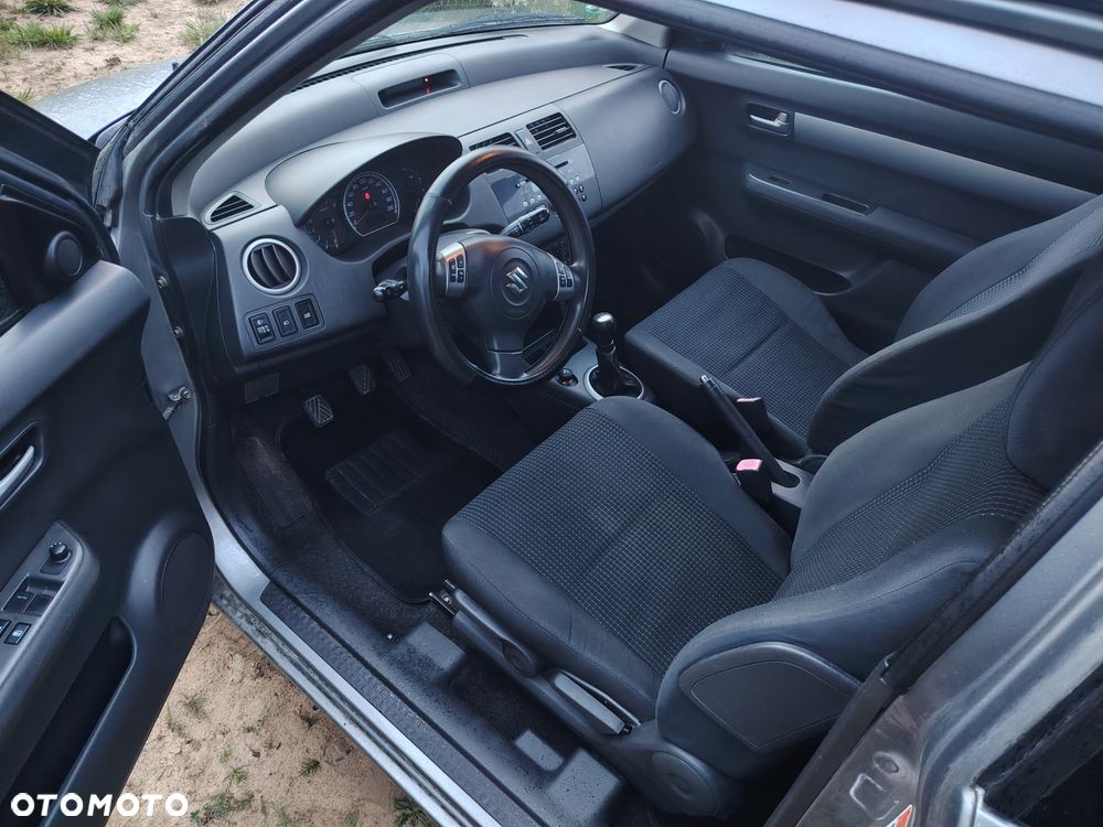 Suzuki Swift - 2