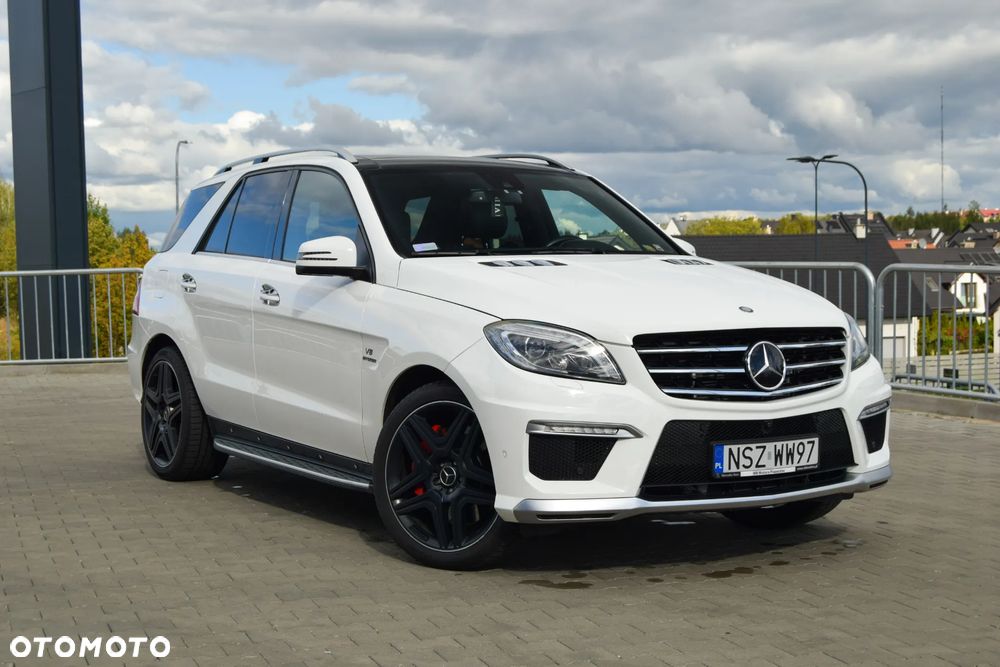 Mercedes-Benz ML 63 AMG 4Matic AMG SPEEDSHIFT 7G-TRONIC AMG Performance Package - 1