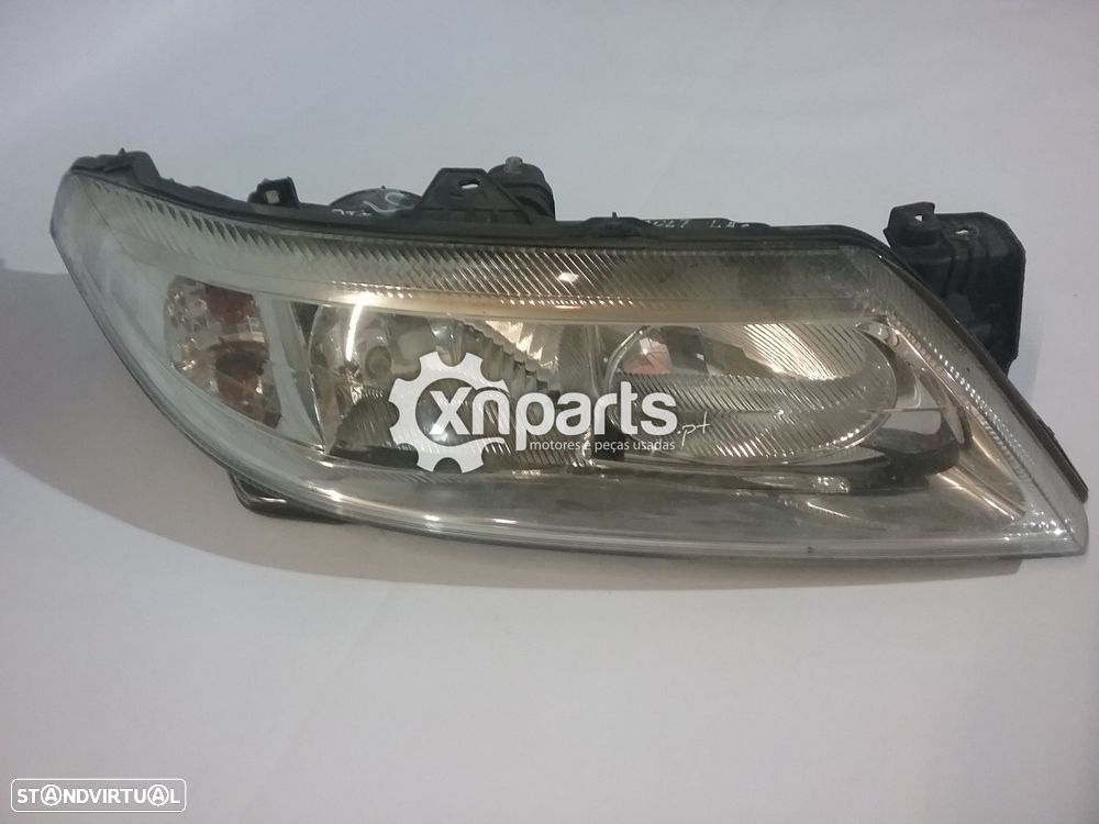 Farol Frente Direito RENAULT LAGUNA II (BG0/1_) 03.01 - 05.05 Usado - 1