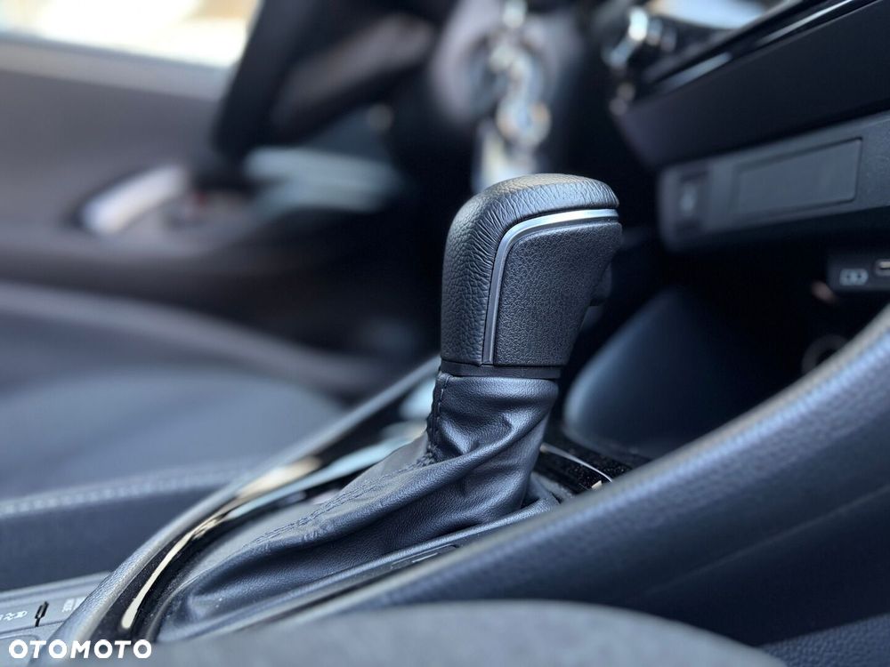 Toyota Yaris Hybrid 1.5 Style - 16