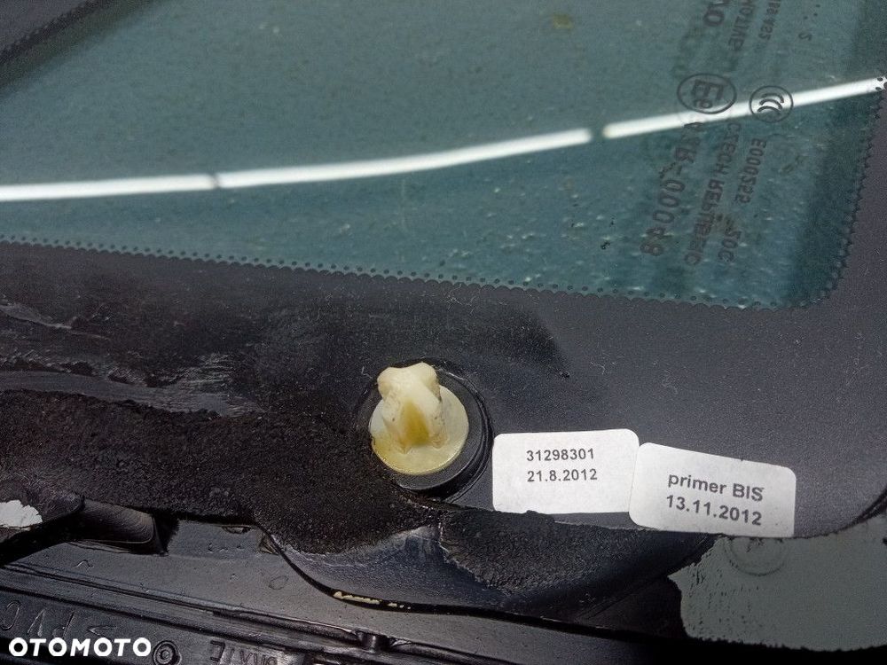 VOLVO V40 II SZYBA KAROSERYJNA TYŁ PRAWA TYLNA - 3