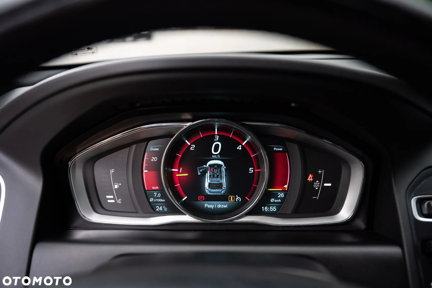 Volvo XC 60 D4 Momentum - 17