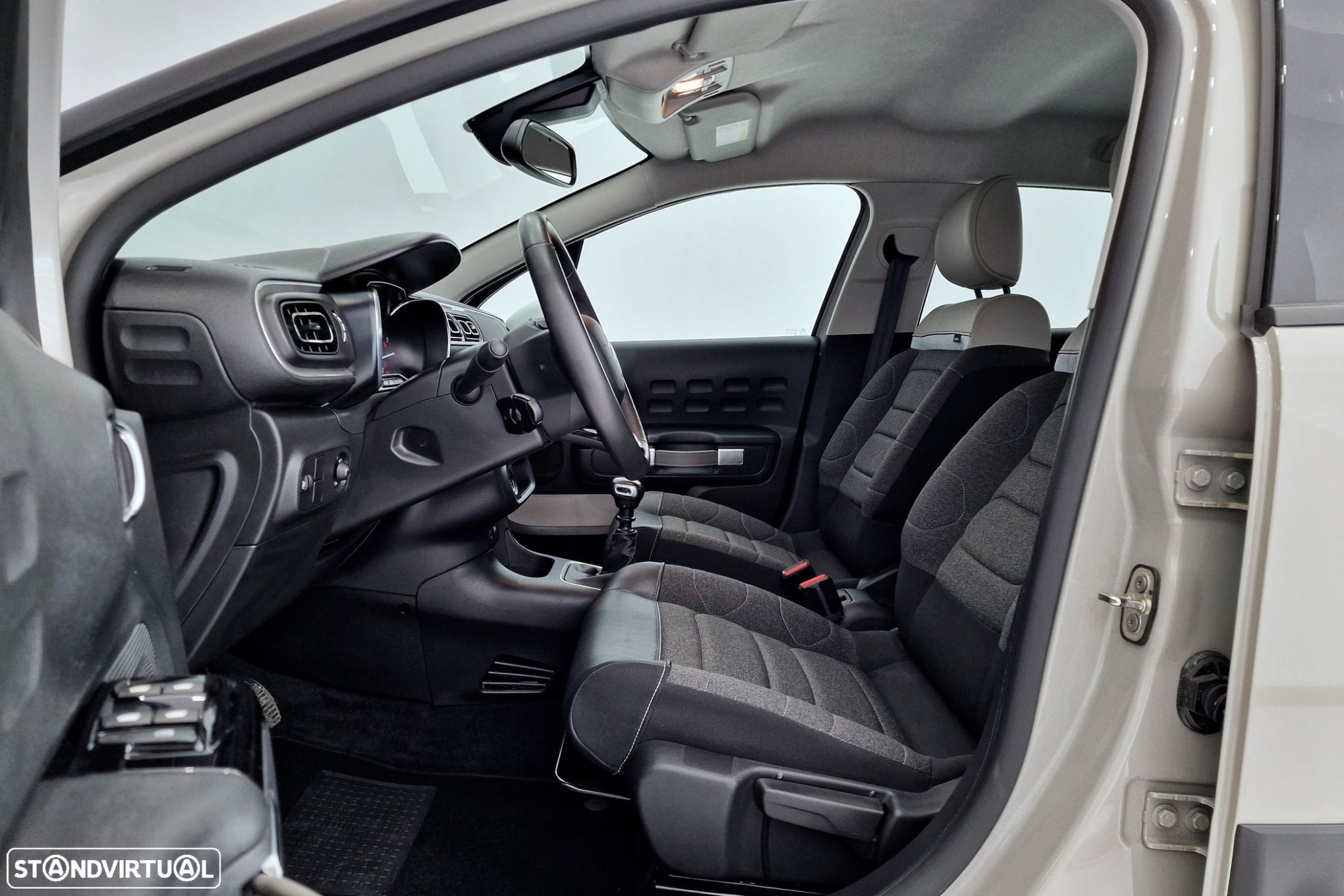 Citroën C3 Pure Tech S&S Saint James - 9