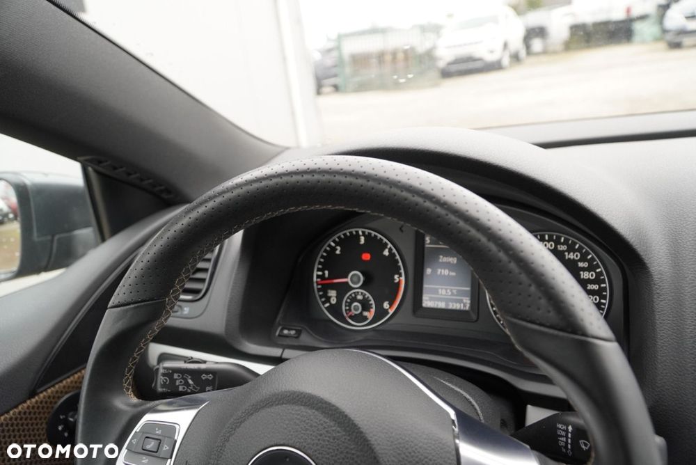 Volkswagen Scirocco 2.0 TDI Match - 15