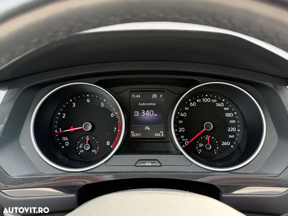Volkswagen Tiguan - 16