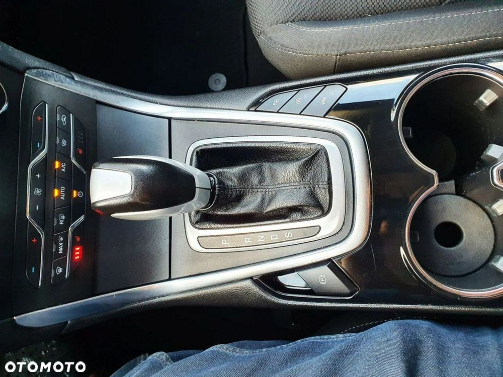 Ford S-Max 2.0 TDCi Titanium PowerShift - 18