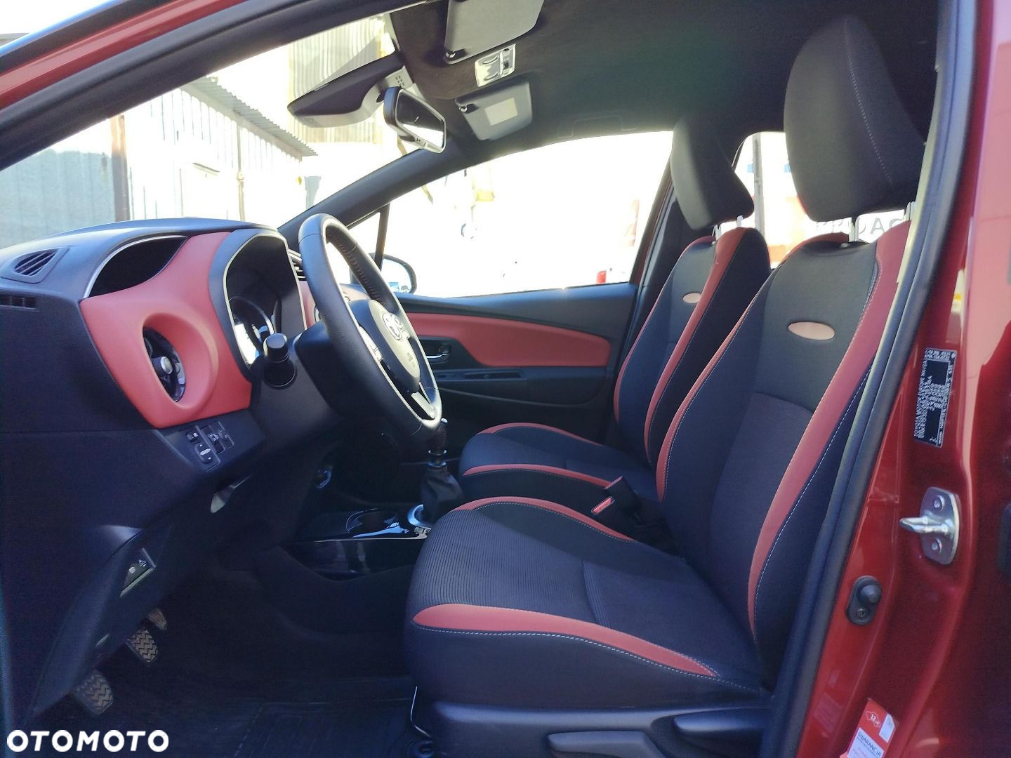 Toyota Yaris - 8