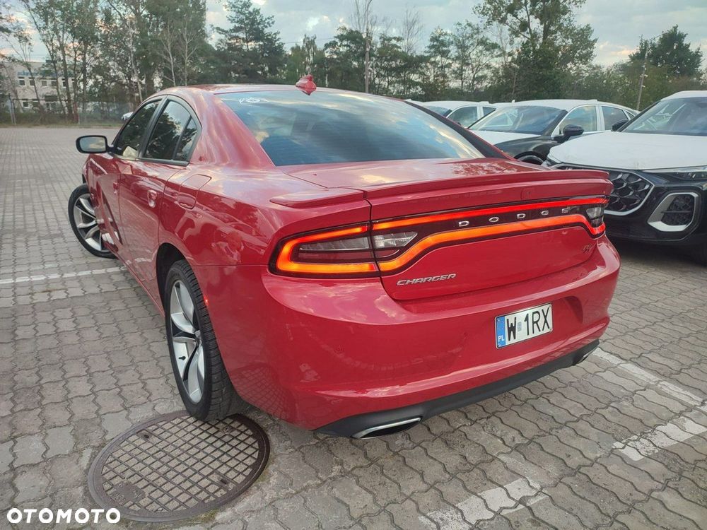 Dodge Charger 5.7 R/T - 18