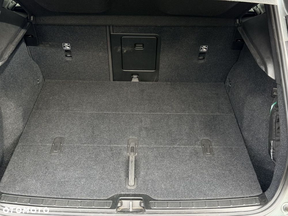 Volvo XC 40 - 12