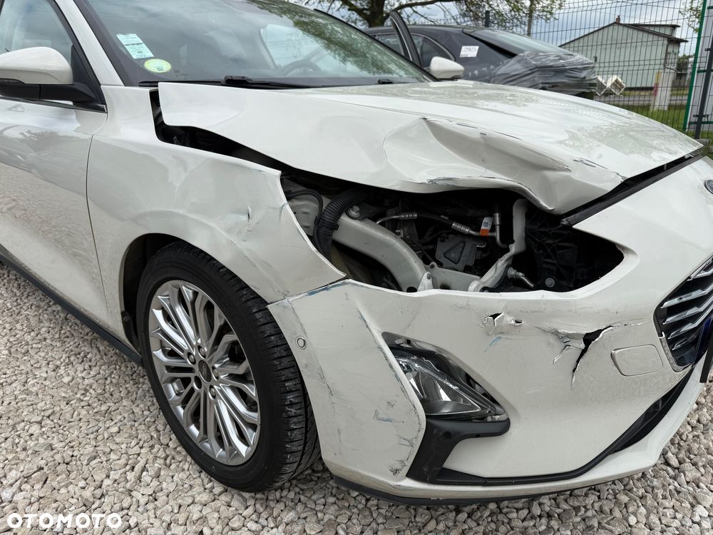 Ford Focus - 26