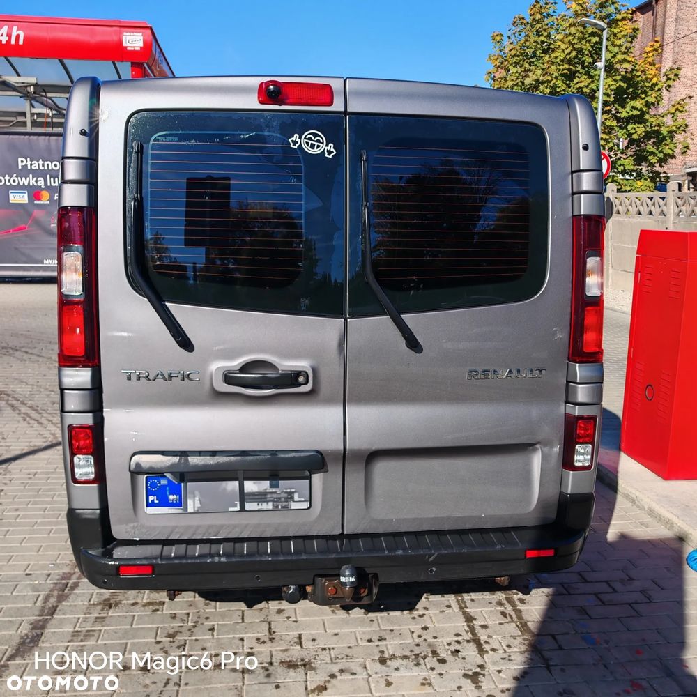 Renault Trafic 2015 photo 4