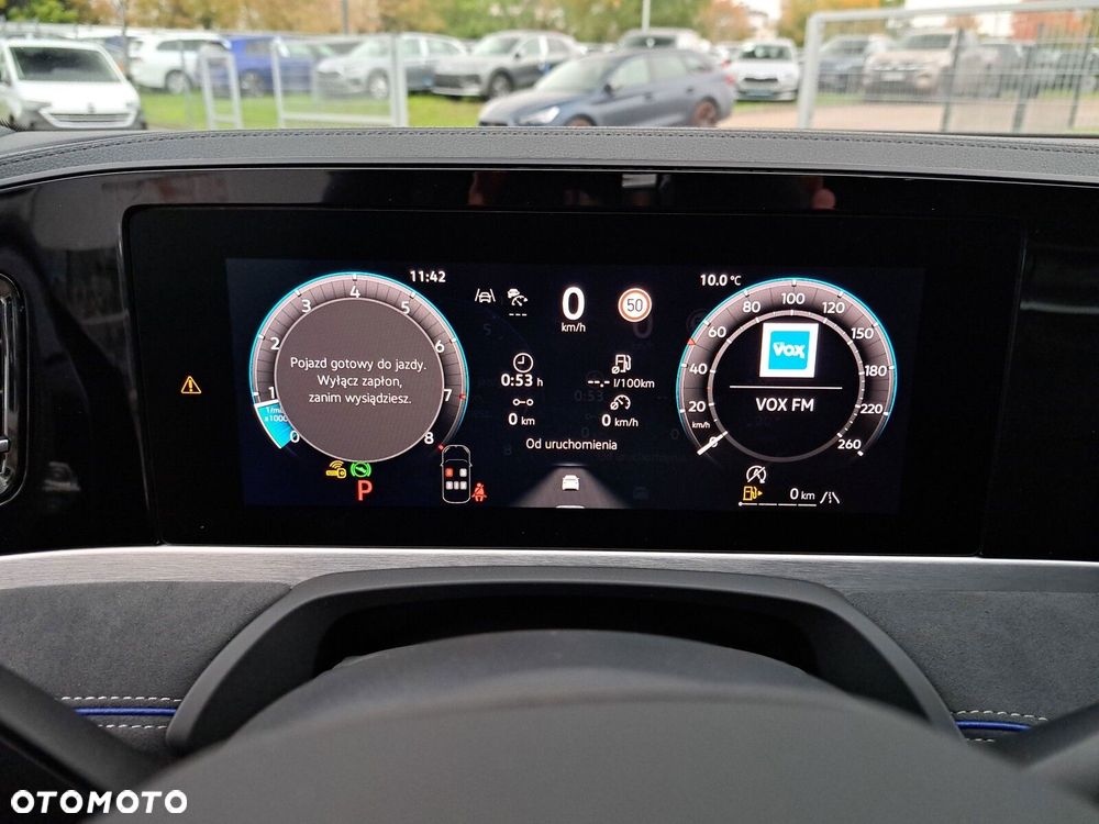 Volkswagen Passat Variant 2.0 TSI R-Line Plus DSG - 25