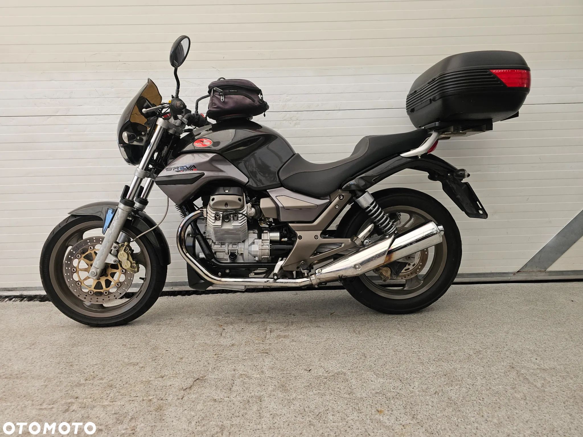 Moto Guzzi Breva - 1