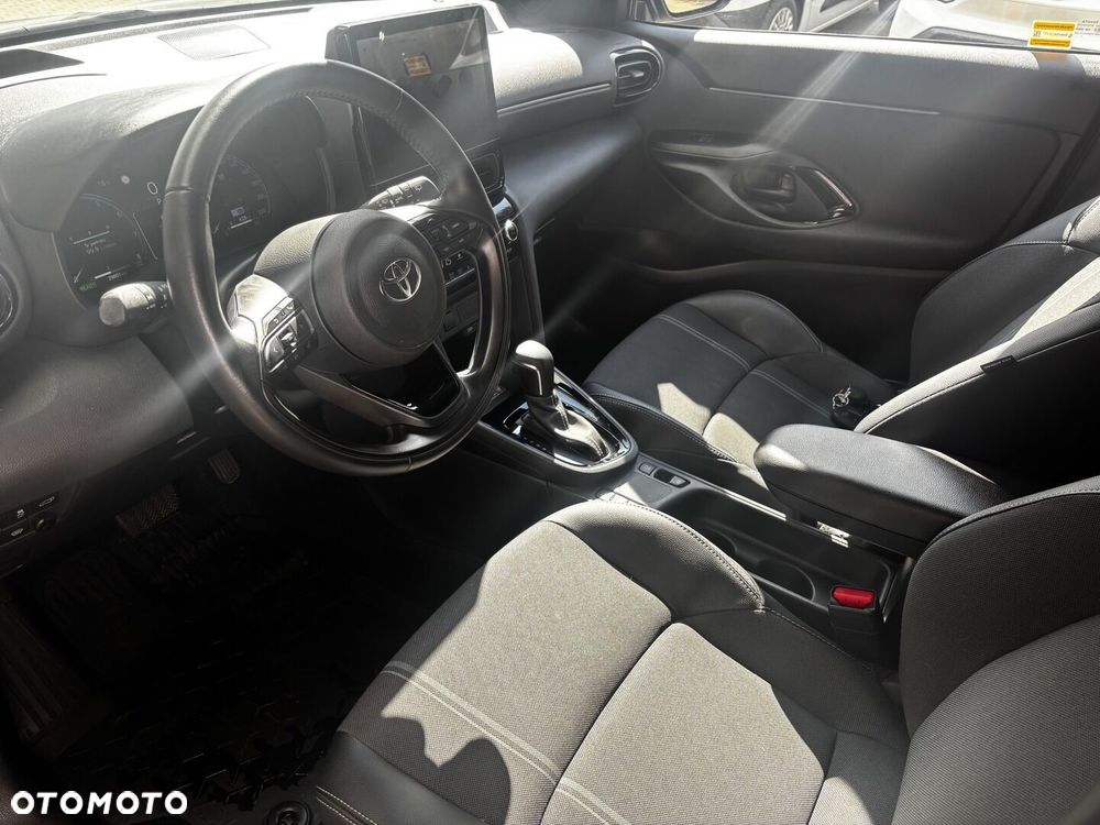 Toyota Yaris Cross Hybrid 1.5 Premiere Edition - 13
