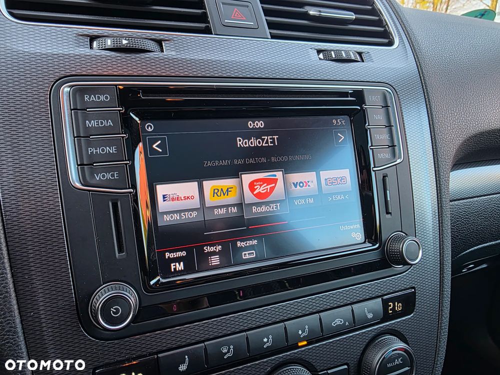 Volkswagen Scirocco 1.4 TSI BlueMotion Technology Club - 29