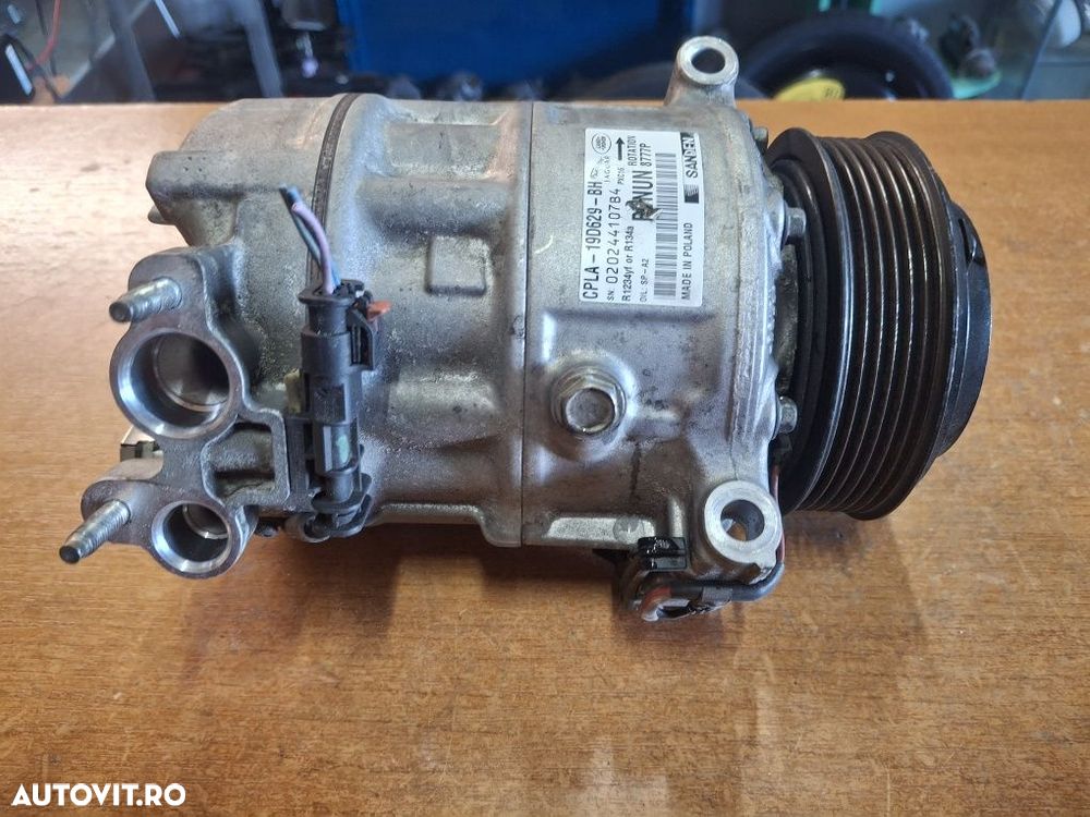 Compresor aer condiționat Range Rover Evoque Discovery 2.0 3.0 D 2015+ - 4