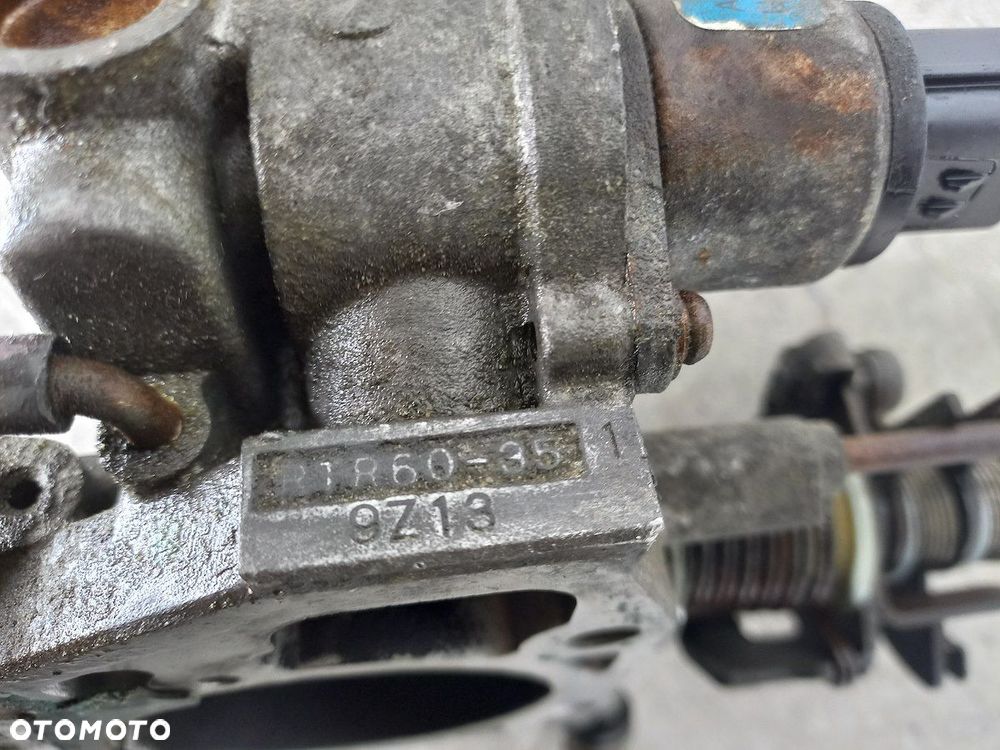 PRZEPUSTNICA SUBARU LEGACY III HITACHI 2.0 16V - 2