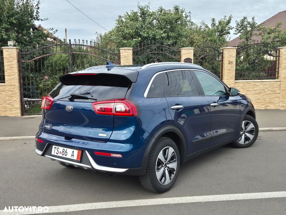 Kia Niro 1.6 GDI 2WD Aut. Spirit - 3