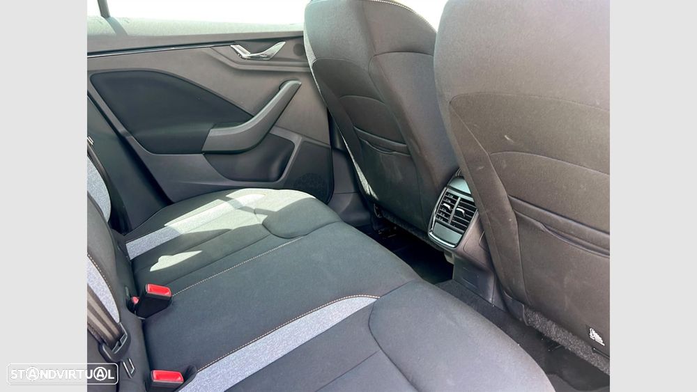 Skoda Kamiq 1.0 TSI DSG - 18