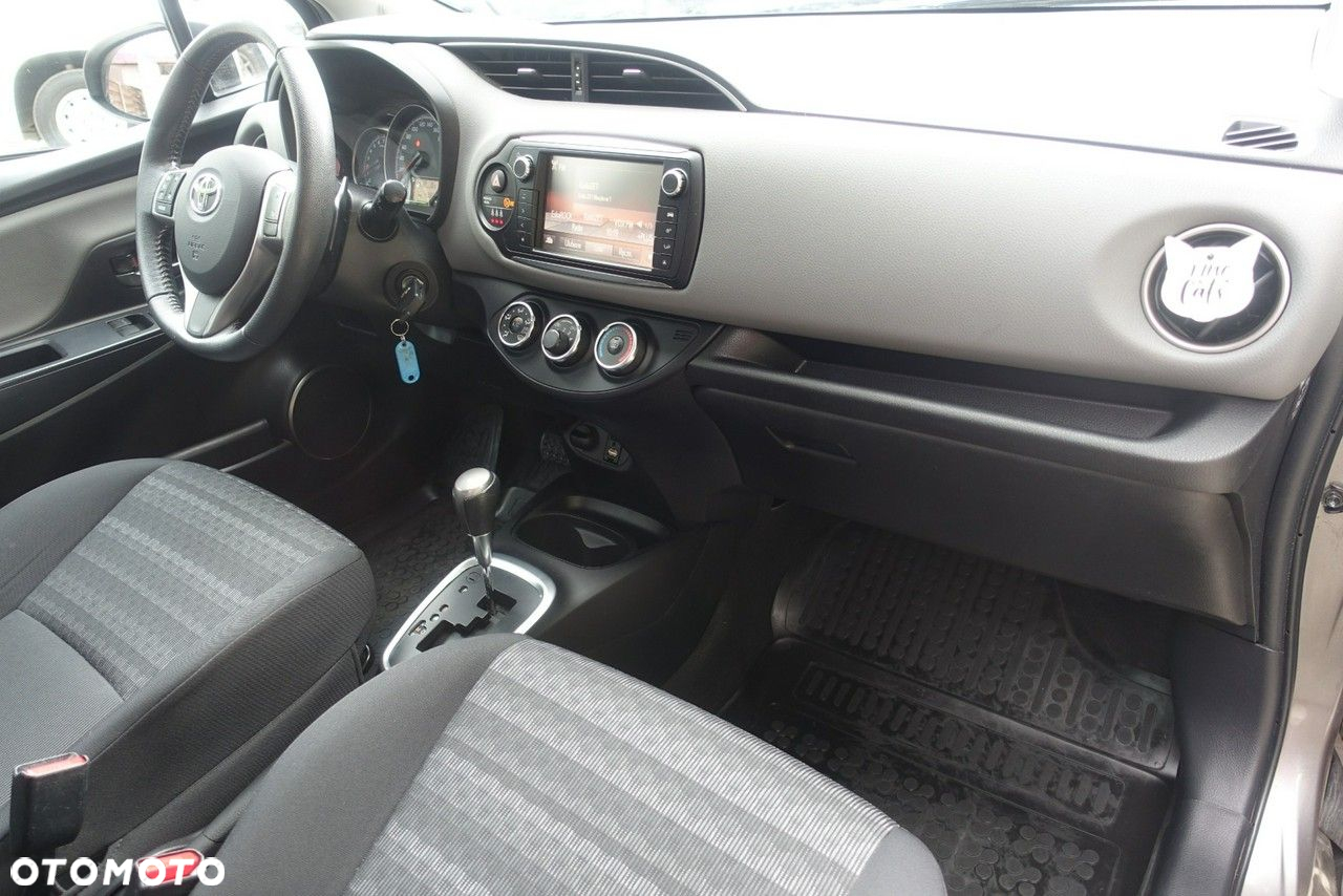 Toyota Yaris - 13