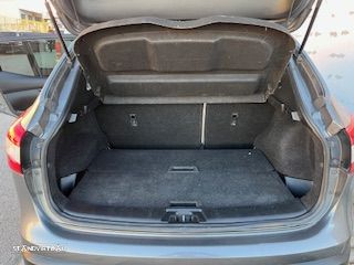 Nissan Qashqai 1.6 dCi Tekna Premium S Alcantara Xtronic - 6