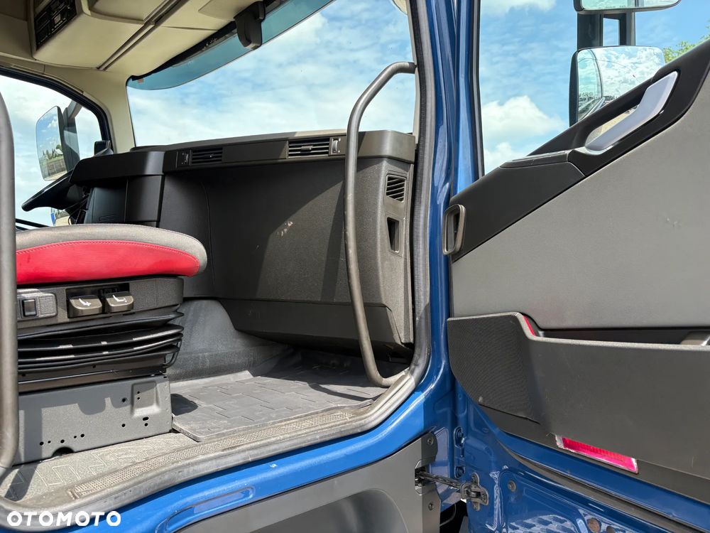Volvo FH 500 6x2 BDF / 456 tyś km / rama do zabudowy - 19