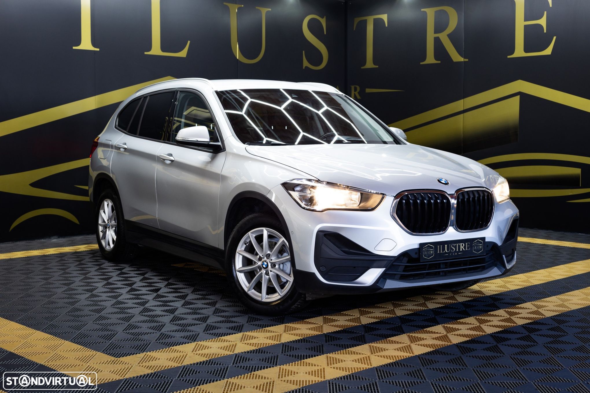 BMW X1 16 d sDrive Line Sport - 1
